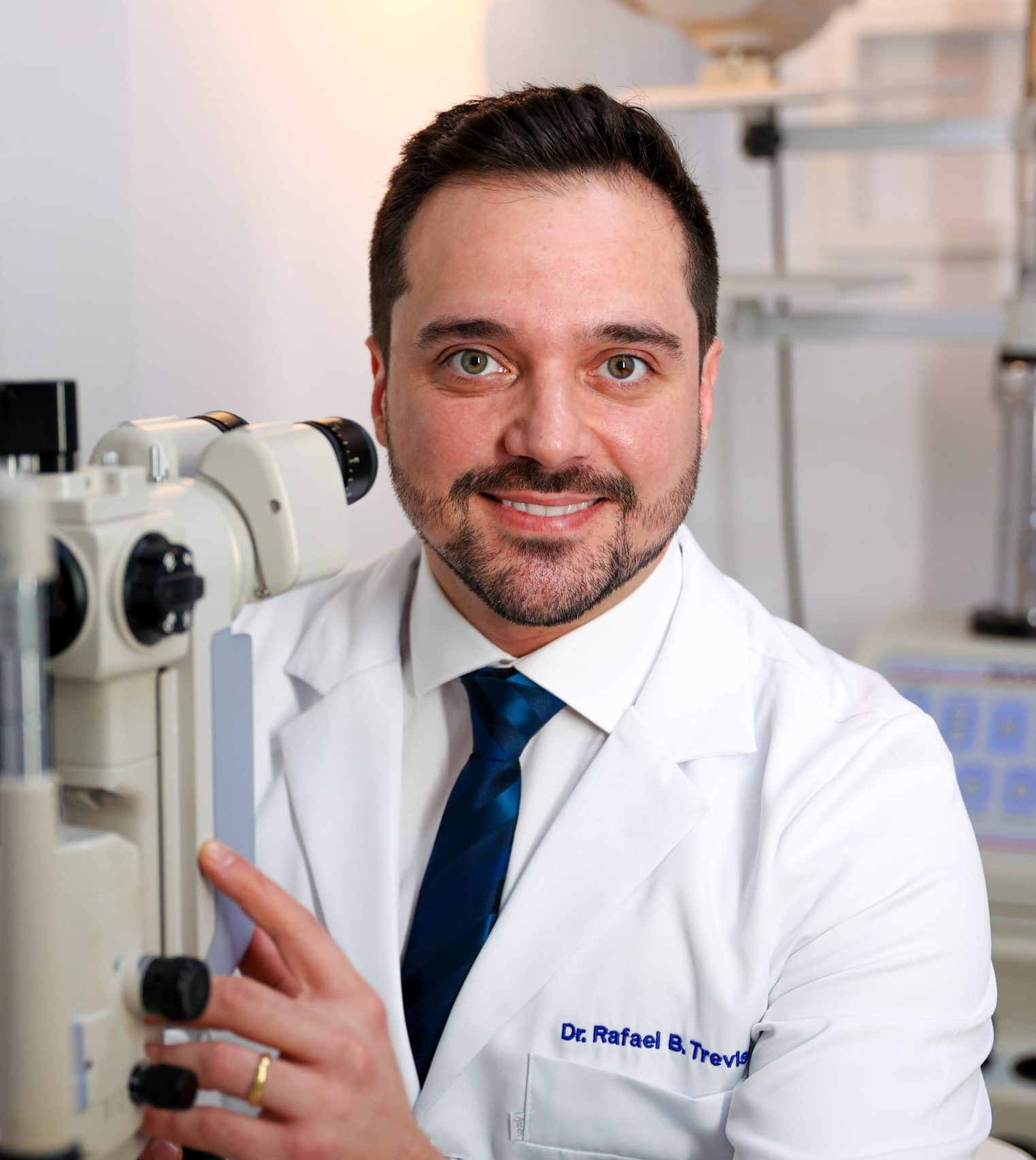 Dr. Rafael Trevisol